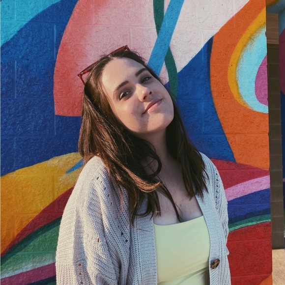 Meet your Posher, Jess - Picture 5 of 5